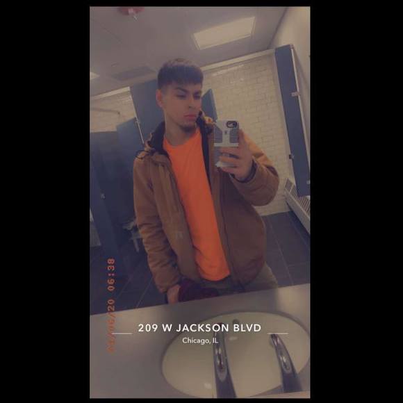 Meet your Posher, Alecxis - Picture 1 of 1